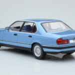 BMW 7 Serija E32 730i Mėlynas MCG 1:18
