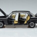 Mercedes 230 E W123 Riboto Leidimo Norev 1:18
