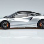 McLaren McLaren Artura Kupė Sidabrinis GT Spirit 1:18 1:18 Derva