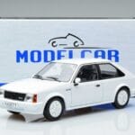 Opel Opel Kadett D GTE Hečbekas Baltas MCG 1:18 1:18 Metalas