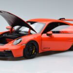 Porsche Porsche 911 992 GT3 Coupe Oranžinis Norev 1:18 1:18 Metalas