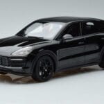 Porsche Porsche Cayenne S Coupe Minichamps 1:18 1:18 Metalas