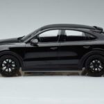 Porsche Porsche Cayenne S Coupe Minichamps 1:18 1:18 Metalas