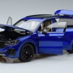 Volkswagen Volkswagen Touareg CR Mėlynas FAW 1:18 1:18 Metalas