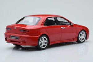 Alfa Romeo 156 GTA Raudonas Otto 1:18 OT1017 Derva - nuotrauka 2 iš 6