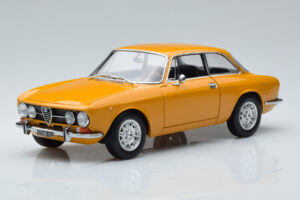 Alfa Romeo 1750 GTV Geltonas Norev 1:18