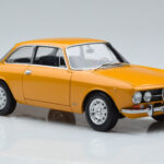 Alfa Romeo 1750 GTV Geltonas Norev 1:18 - image 5 of 7