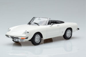 Alfa Romeo 2000 Spider Baltas Norev 1:18