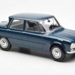 Alfa Romeo Giulia TI Naftos Mėlynas Norev 1:18 - image 4 of 6