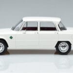 Alfa Romeo Giulia Ti Super Norev 1:18 187970 Metalas - image 3 of 6