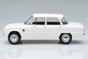 Alfa Romeo Giulia Ti Super Norev 1:18 187970 Metalas - nuotrauka 3 iš 6