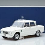 Alfa Romeo Giulia Ti Super Norev 1:18 187970 Metalas - image 6 of 6