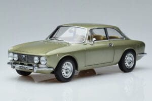 Alfa Romeo GTV 2000 Žalias Ribotasis Leidimas Norev 1:18 187913 Metalas
