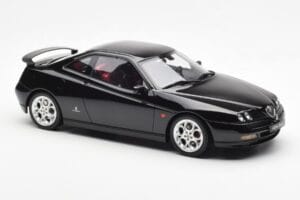 Alfa Romeo GTV V6 916 Juodas Otto 1:18 OT1057 Derva - nuotrauka 4 iš 6