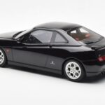 Alfa Romeo GTV V6 916 Juodas Otto 1:18 - image 5 of 6