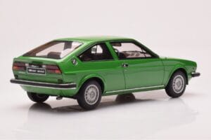 Alfa Romeo Alfasud Sprint Žalias Otto 1:18 OT1043 Derva - nuotrauka 2 iš 6