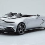 Aston Martin V12 Speedster Sidabras GT Spirit 1:18 - image 2 of 6