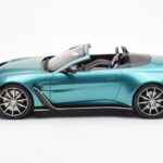 Aston Martin V12 Vantage Roadster Tayos Turkio Žalias GT Spirit 1:18 - image 3 of 6