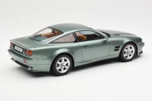 Aston Martin V8 Vantage Žalias GT Spirit 1:18 GT345 Derva - nuotrauka 2 iš 6