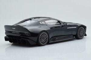 Aston Martin Victor Juodas GT Spirit 1:18 GT428 Derva - nuotrauka 2 iš 6