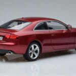 Audi A5 B8 Granato Raudona Norev 1:18 188352 Metalas - image 3 of 7