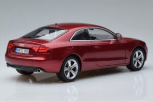 Audi A5 B8 Granato Raudona Norev 1:18 188352 Metalas - nuotrauka 3 iš 7