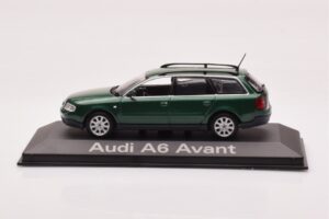 Audi A6 C5 Avant Žalias Minichamps 1:43
