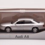 Audi A8 D2 Sidabrinis Minichamps 1:43 - image 4 of 4