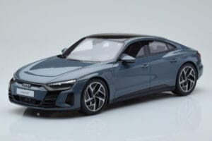 Audi E-Tron GT Pilkas GT Spirit 1:18