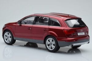 Audi Q7 4L Granato Raudona Kyosho 1:18 09222R Metalas - nuotrauka 7 iš 8
