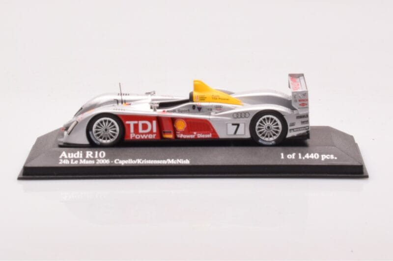 Audi R10 TDI LMP1 #7 R. Capello / T. Kristensen / A. McNish 24 Hours of Le Mans 2006 Minichamps 1:43