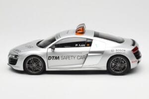 Audi R8 5.2 DTM Safety Car 2010 Kyosho 1:18 09216DTM Metalas - nuotrauka 4 iš 8