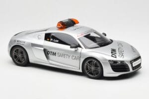 Audi R8 5.2 DTM Safety Car 2010 Kyosho 1:18 09216DTM Metalas - nuotrauka 6 iš 8