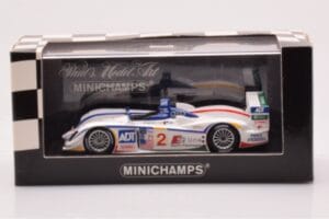 Audi R8 #2 E. Pirro / F. Biela / A. McNish 12 Hours of Sebring 2nd Place 2005 Minichamps 1:43 400051302 Metalas - nuotrauka 4 iš 4
