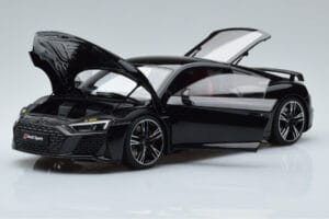 Audi R8 Performance Juodas Kengfai 1:18 VAKF-0353 Metalas - nuotrauka 2 iš 10