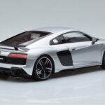 Audi R8 Performance Sidabrinis Kengfai 1:18 - image 3 of 10