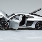 Audi R8 Performance Sidabrinis Kengfai 1:18 - image 4 of 10