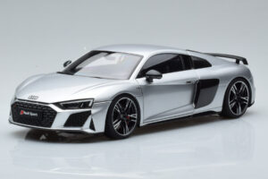 Audi R8 Performance Sidabrinis Kengfai 1:18