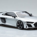 Audi R8 Performance Sidabrinis Kengfai 1:18 - image 6 of 10
