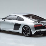 Audi R8 Performance Sidabrinis Kengfai 1:18 - image 7 of 10