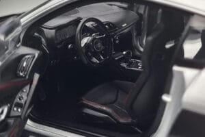 Audi R8 Performance Sidabrinis Kengfai 1:18 VAKF-0354 Metalas - nuotrauka 8 iš 10