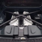 Audi R8 Performance Sidabrinis Kengfai 1:18 - image 9 of 10