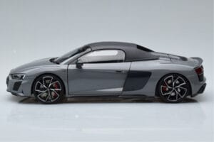 Audi R8 Spyder Performance Nardo Pilkas Kengfai 1:18 VAKF-0352 Metalas - nuotrauka 5 iš 11