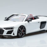 Audi R8 Spyder Performance Baltas Kengfai 1:18