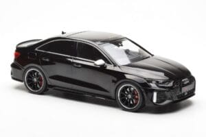 Audi RS3 8Y Sedan Juodas MCG 1:18 MCG18450 Metalas - nuotrauka 4 iš 6