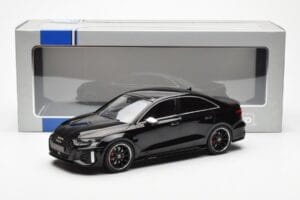 Audi RS3 8Y Sedan Juodas MCG 1:18 MCG18450 Metalas - nuotrauka 6 iš 6
