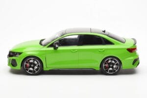 Audi RS3 8Y Sedan Žalias MCG 1:18 MCG18449 Metalas - nuotrauka 3 iš 6