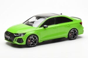 Audi RS3 8Y Sedan Žalias MCG 1:18