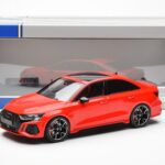 Audi RS3 8Y Sedan Raudonas MCG 1:18 - image 6 of 6