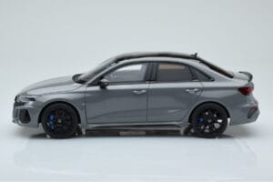 Audi RS3 8Y Sedan Performance Edition Pilkas GT Spirit 1:18 GT885 Derva - nuotrauka 3 iš 6